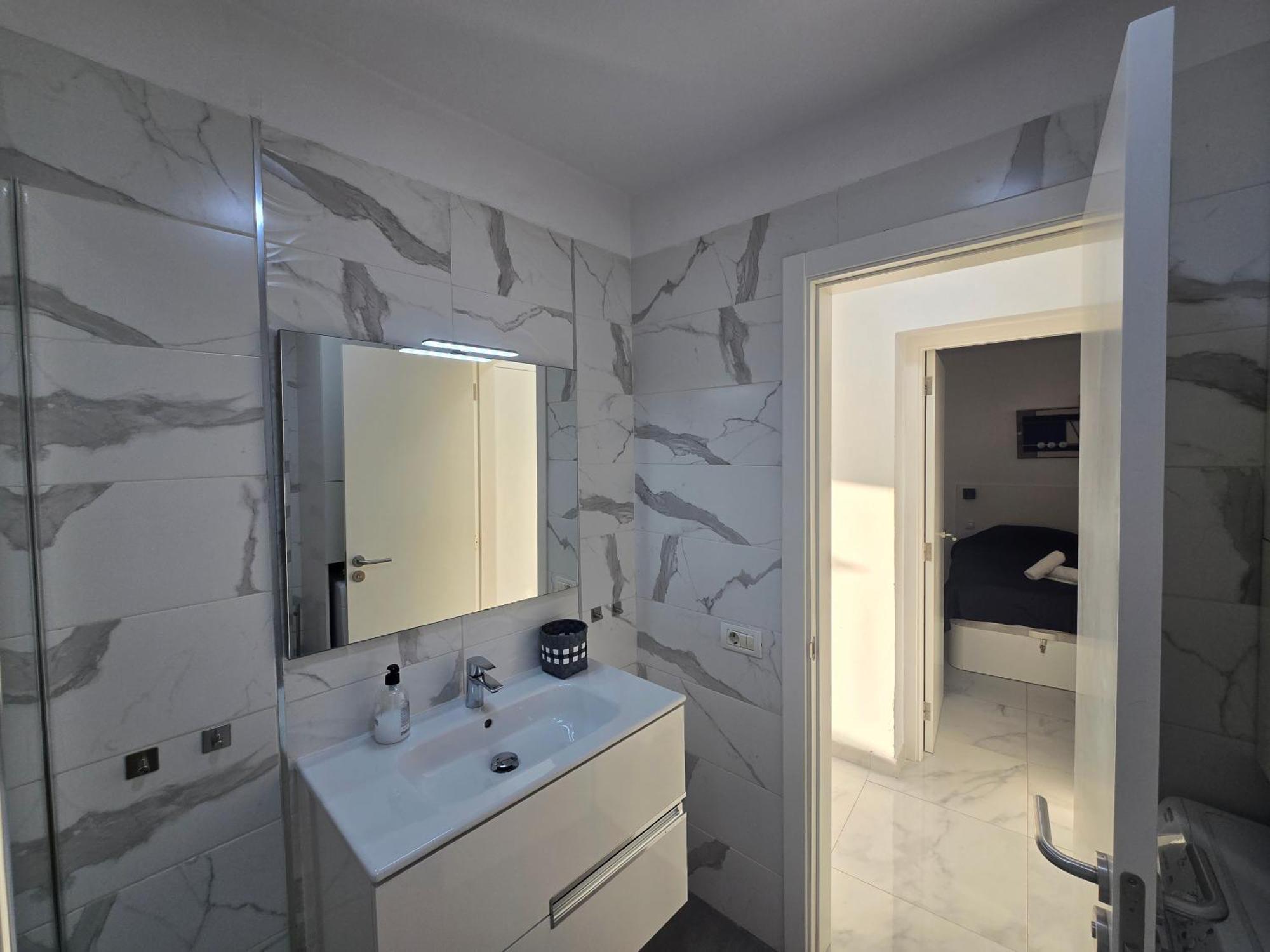 Aqua Sun Los Geranios By Helloapartments Costa Adeje  Eksteriør billede