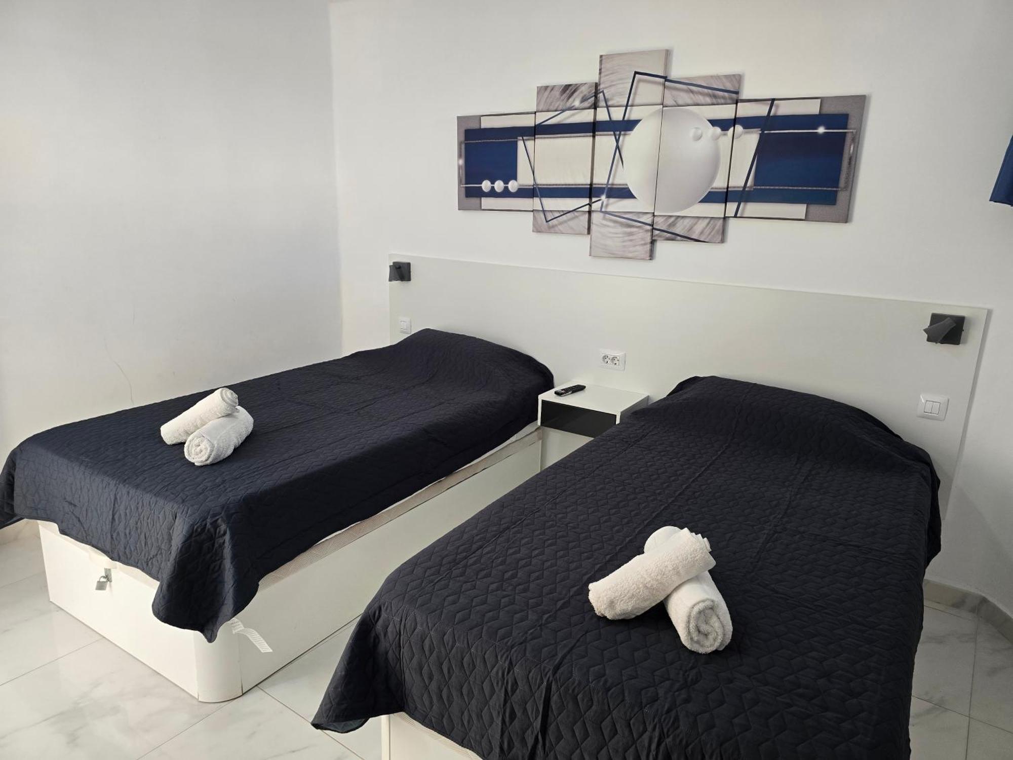 Aqua Sun Los Geranios By Helloapartments Costa Adeje  Eksteriør billede