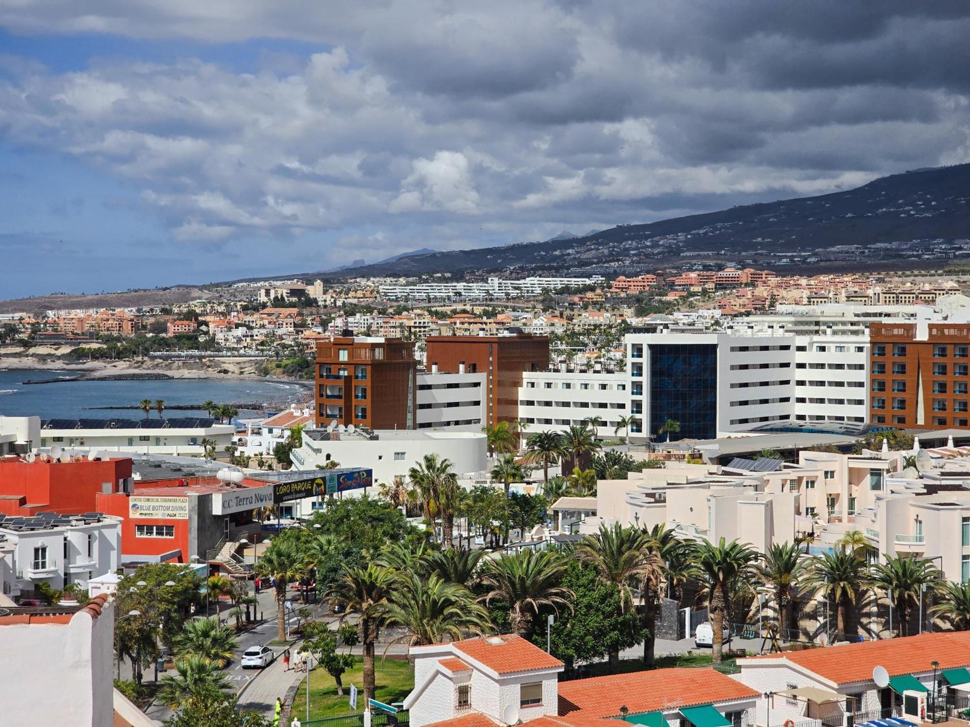 Aqua Sun Los Geranios By Helloapartments Costa Adeje  Eksteriør billede