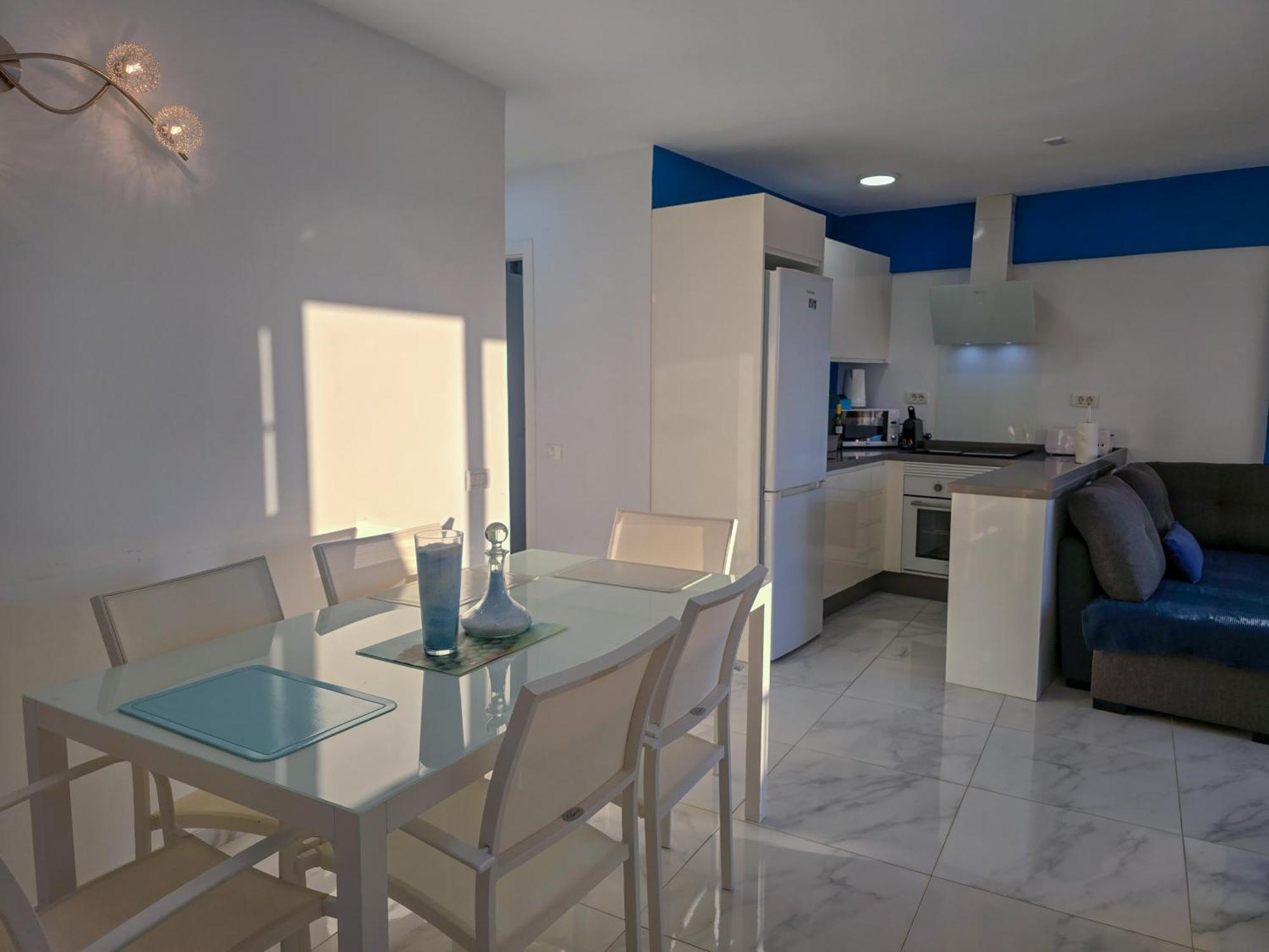 Aqua Sun Los Geranios By Helloapartments Costa Adeje  Eksteriør billede